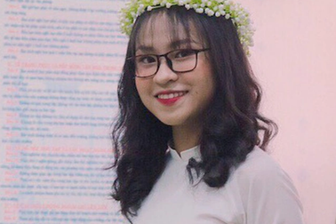 Nữ thủ khoa xinh đẹp ĐH Văn hóa Hà Nội và niềm đam mê đặc biệt với môn Sử