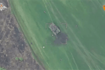 Video xe tăng Ukraine nổ tung do trúng hỏa lực Nga