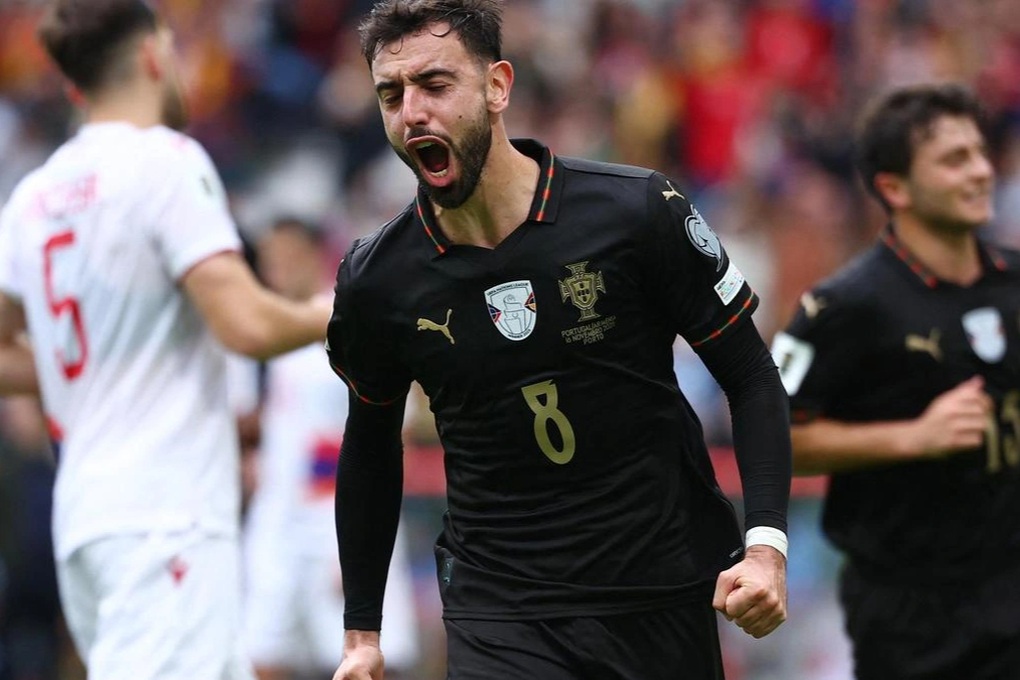 Ronaldo vắng mặt, Fernandes tỏa sáng giúp Bồ Đào Nha dự World Cup 2026 - 2 Ronaldo vắng mặt, Fernandes tỏa sáng giúp Bồ Đào Nha dự World Cup 2026 - 2