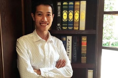 Thạc sĩ bỏ mức lương nghìn đô đi bán…bô trẻ em