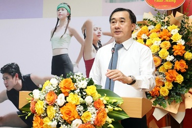 Thứ trưởng Bộ Y tế: Sống khỏe từ những thay đổi nhỏ mỗi ngày