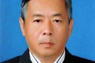 Chủ tịch tỉnh Kon Tum bất ngờ viết đơn xin từ nhiệm