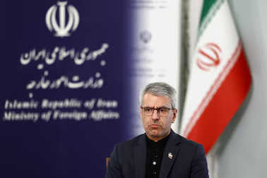 Iran thông báo "cấm cửa" hai nhân viên Đại sứ quán Pháp