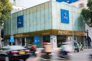 PNJ lỗ kỷ lục vì trích lập 865 tỷ đồng dự phòng mua lại kim cương, vàng