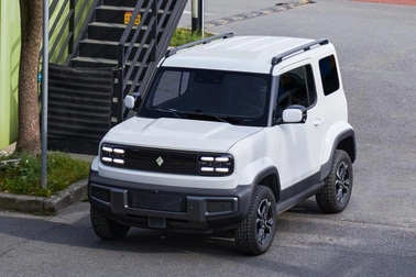 Chưa bán ở Việt Nam, đối thủ của VinFast VF 3 đã vướng lỗi triệu hồi