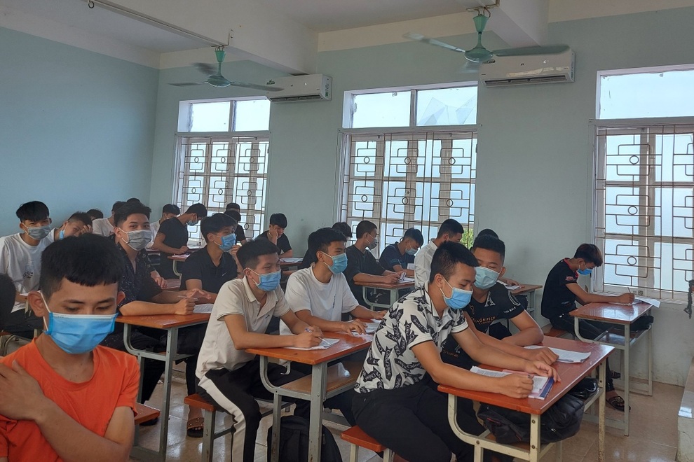 Sự cứng nhắc của Bộ GD-ĐT gây khó khăn cho học sinh đang học nghề - 1 Sự cứng nhắc của Bộ GD-ĐT gây khó khăn cho học sinh đang học nghề - 1