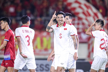 Tuyển Việt Nam thăng hoa, thắng đậm Lào "set tennis" 6-0