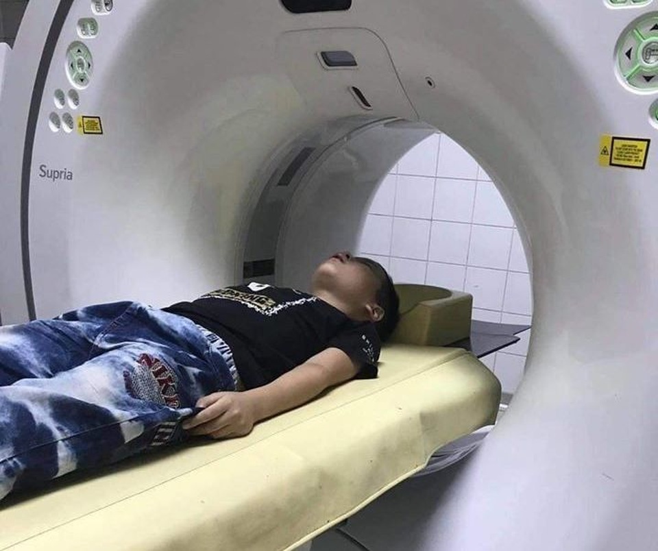 Phụ huynh vào trường đánh bé trai lớp 1 để... giải quyết mâu thuẫn cho con - 2 Phụ huynh vào trường đánh bé trai lớp 1 để... giải quyết mâu thuẫn cho con - 2