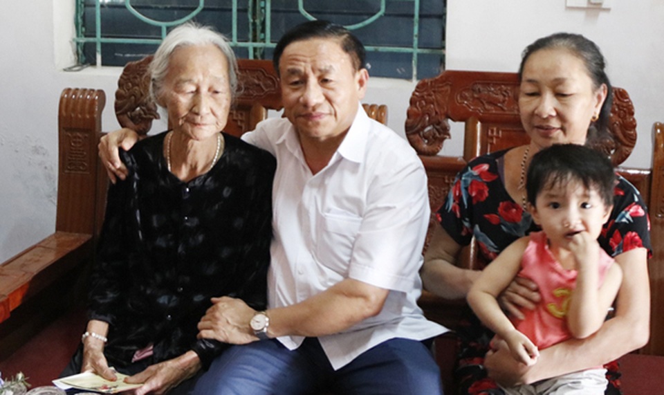 Mong các mẹ sống lâu để tấm gương sáng của các mẹ lan tỏa mãi... - 6