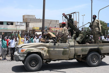 Đoàn xe ngoại giao Mỹ bị tấn công ở Sudan