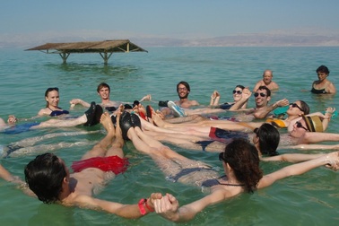 Những trải nghiệm không nên bỏ lỡ trên vịnh Hạ Long