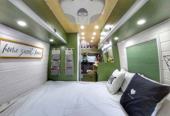 Gia đình Hà Nội chi 120 triệu cải tạo xe thành nhà di động đi xuyên Việt - 4 Gia đình Hà Nội chi 120 triệu cải tạo xe thành nhà di động đi xuyên Việt - 4