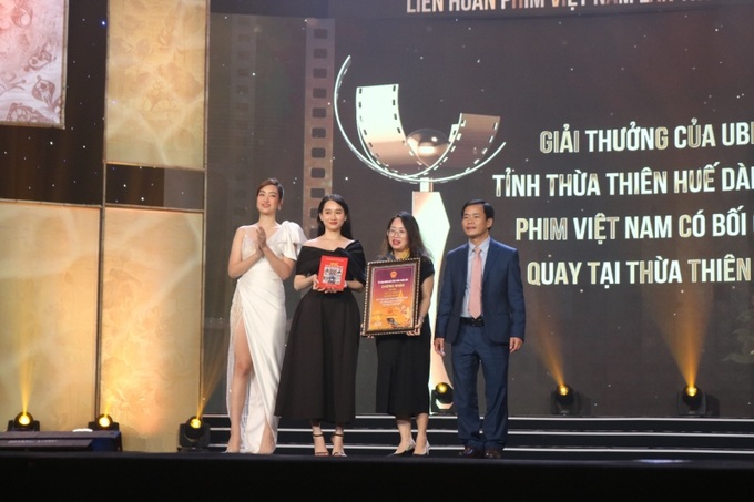 Ở thể loại phim truyện, tác phẩm Mắt biếc giành giải Bông Sen Vàng. Tác phẩm cũng nhận luôn giải thưởng của UBND tỉnh Thừa Thiên Huế