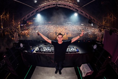 Martin Garrix sẽ là DJ số 1 thế giới trẻ nhất lịch sử?