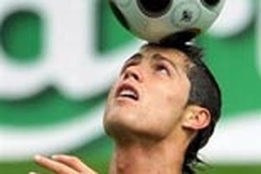 Ronaldo vui vì được CĐV rộng lượng tha thứ