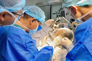 Thiếu nữ 16 tuổi thoát cơn động kinh nhờ kỹ thuật mới