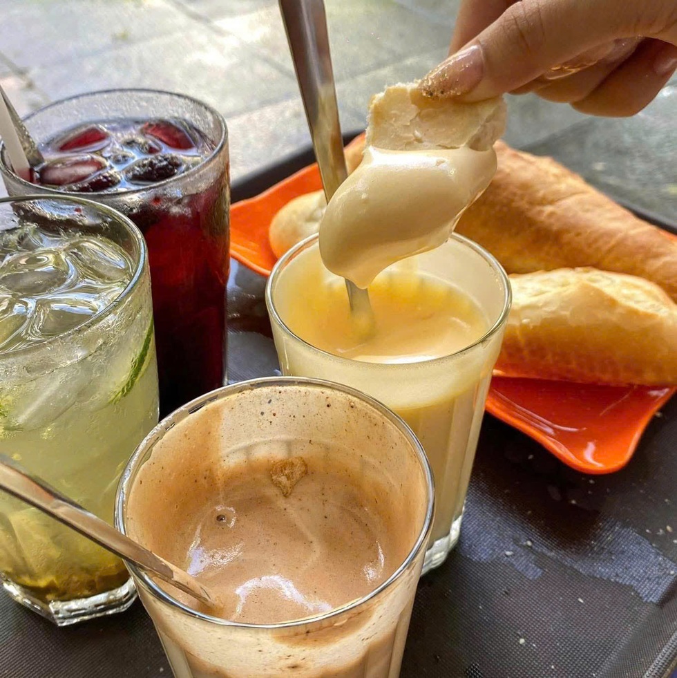 Food tour Hà Nội với 500.000 đồng: Ăn đủ món ngon, đặc sản phố cổ - 6 Food tour Hà Nội với 500.000 đồng: Ăn đủ món ngon, đặc sản phố cổ - 6