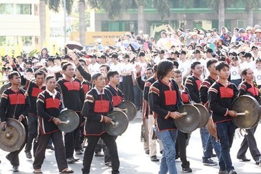 Tháng 3 về Tây Nguyên dự Lễ hội cà phê