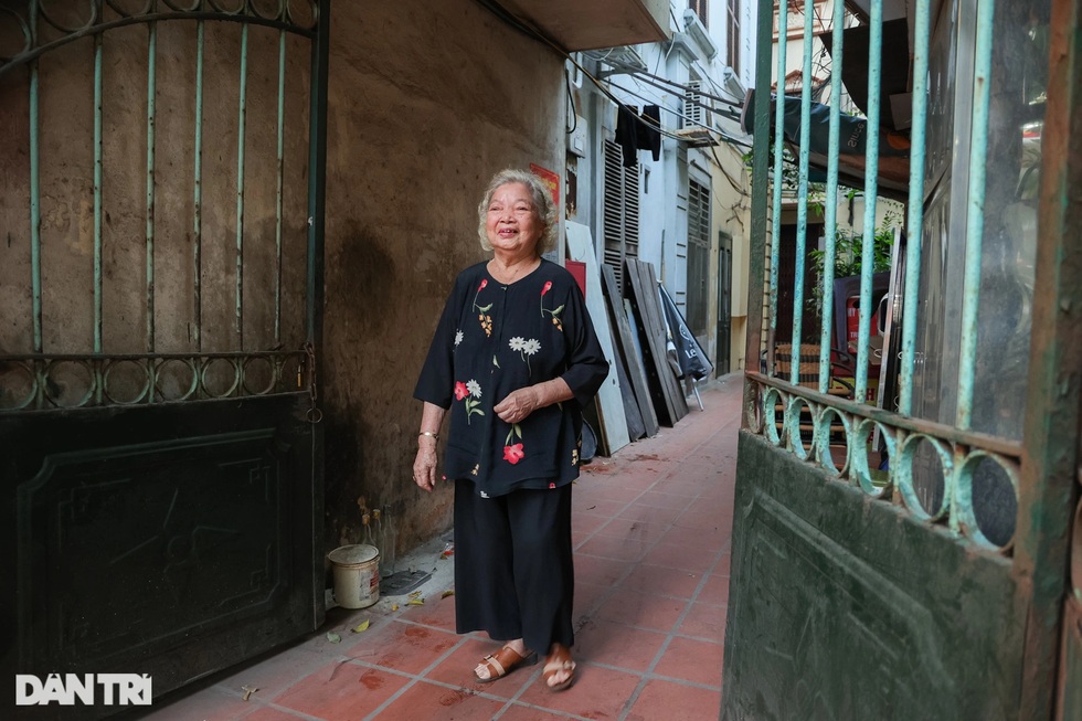 Lê Mai - Kim Xuyến: Tình bạn hiếm có của hai mỹ nhân màn ảnh một thời - 4 Lê Mai - Kim Xuyến: Tình bạn hiếm có của hai mỹ nhân màn ảnh một thời - 4