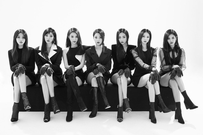 Idol bị công ty bỏ phí tài năng: “Công chúa YG” 1 thời bị thất sủng, thiên tài âm nhạc biết 6 thứ tiếng bị SM ghẻ lạnh 11 năm - Ảnh 27. Idol bị công ty bỏ phí tài năng: “Công chúa YG” 1 thời bị thất sủng, thiên tài âm nhạc biết 6 thứ tiếng bị SM ghẻ lạnh 11 năm - Ảnh 27.