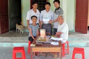 Hạnh phúc nhân đôi của 5 anh em mồ côi