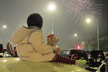 Chùm ảnh: Hà Nội đón giao thừa