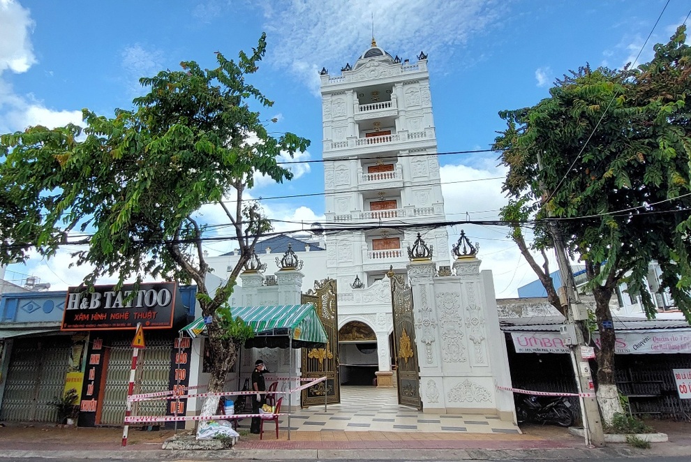 Một người dân ở Đồng Tháp cho mượn biệt thự làm điểm cách ly tập trung - 1 Một người dân ở Đồng Tháp cho mượn biệt thự làm điểm cách ly tập trung - 1
