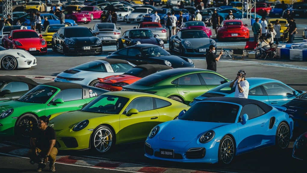 Chiêm ngưỡng những sắc màu hiếm thấy của Porsche - 6 Chiêm ngưỡng những sắc màu hiếm thấy của Porsche - 6