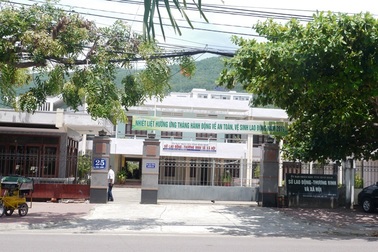 Buộc thôi việc Phó Giám đốc Sở bị tố nợ nần tiền tỷ