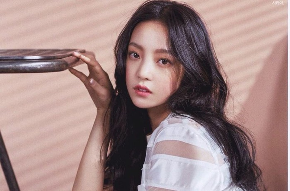 Vĩnh biệt “búp bê sống” có nụ cười ngọt lịm Goo Hara! - 1 Vĩnh biệt “búp bê sống” có nụ cười ngọt lịm Goo Hara! - 1