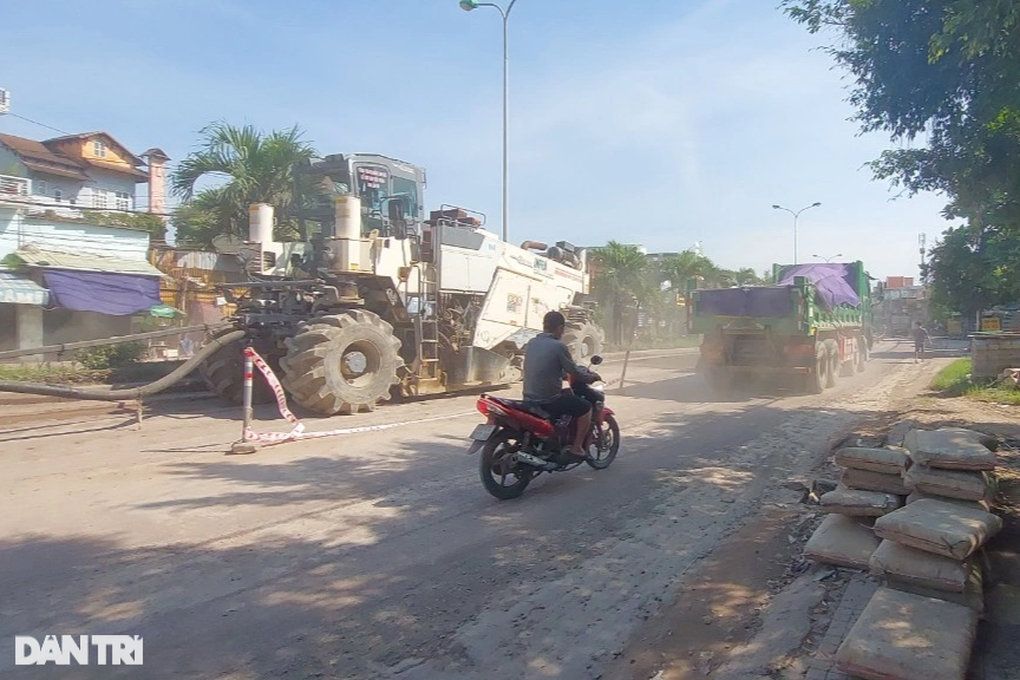 Quốc lộ 1A nát như ruộng cày, ngay đoạn qua Quy Nhơn - 6 Quốc lộ 1A nát như ruộng cày, ngay đoạn qua Quy Nhơn - 6