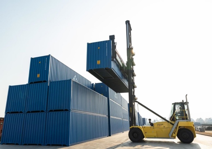 Hòa Phát chính thức xuất hàng những sản phẩm container đầu tiên.