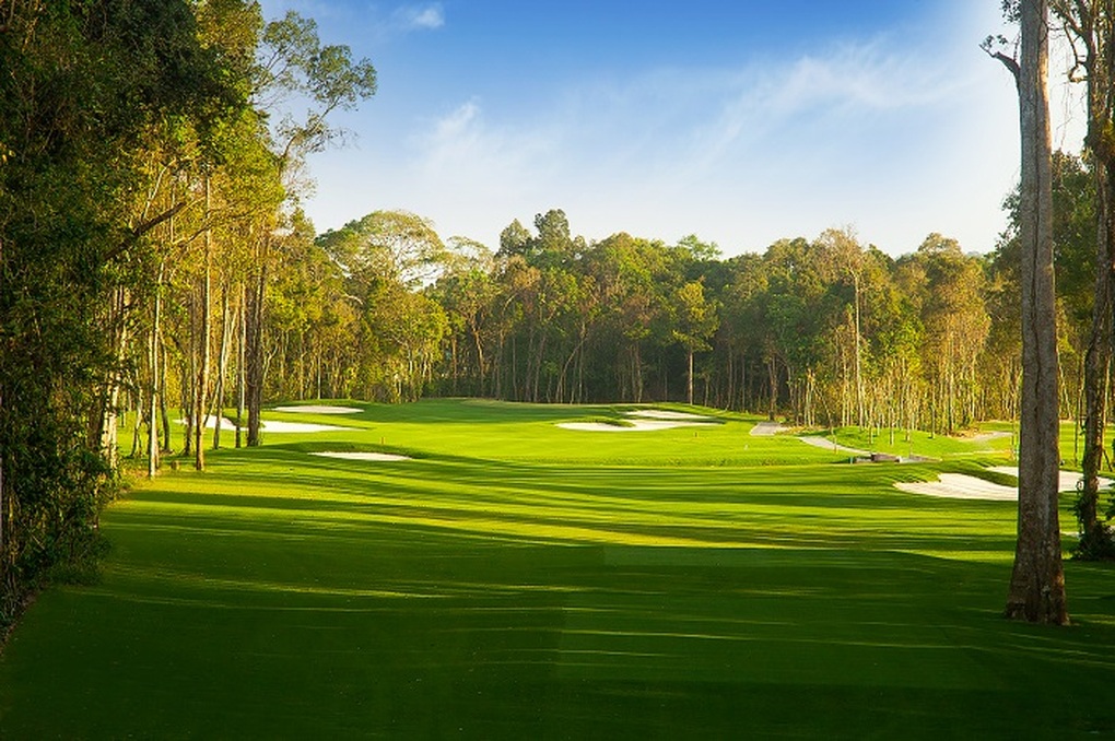 Trải nghiệm golf có 1-0-2 bên cánh rừng nguyên sinh Phú Quốc - 1 Trải nghiệm golf có 1-0-2 bên cánh rừng nguyên sinh Phú Quốc - 1