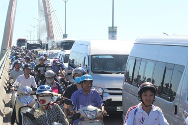 Mỗi ngày 50 ô tô đăng ký mới, đại biểu Đà Nẵng lo tắc đường