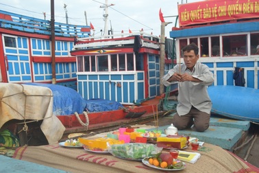 Quảng Ngãi: Ngư dân Lý Sơn nô nức mở cửa biển đầu năm