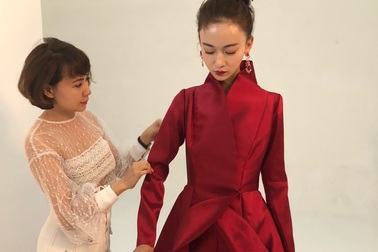 Sau Triệu Vy, đến lượt Ngô Cẩn Ngôn "Diên hi công lược" diện thiết kế của Tuyết Lê