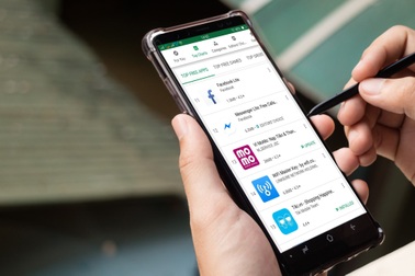 Ví điện tử Việt  thăng hạng thần tốc trên Google Play
