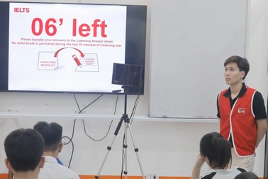Việt Nam tụt hạng IELTS: Đáng vui hơn đáng buồn