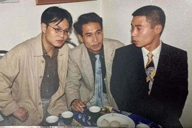 Tình bạn hơn 3 thập kỷ từ thời sinh viên của NSND Trung Hiếu - NSND Công Lý