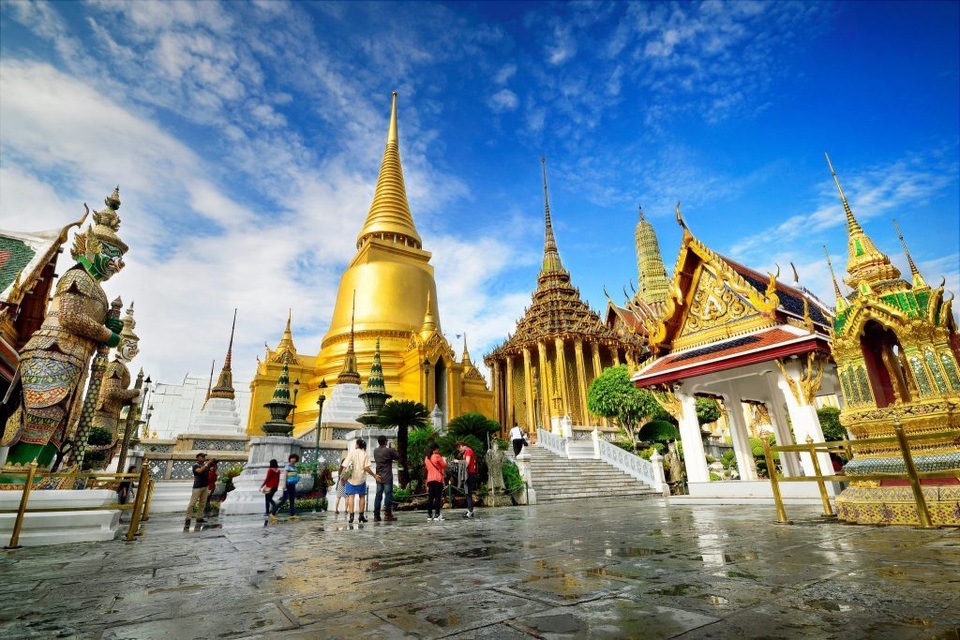 Ngôi chùa đeo khẩu trang cho tượng Phật khổng lồ - 3