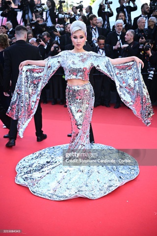 Thảm đỏ Cannes 2025: Tom Cruise phong độ và điển trai giữa dàn mỹ nhân - 14