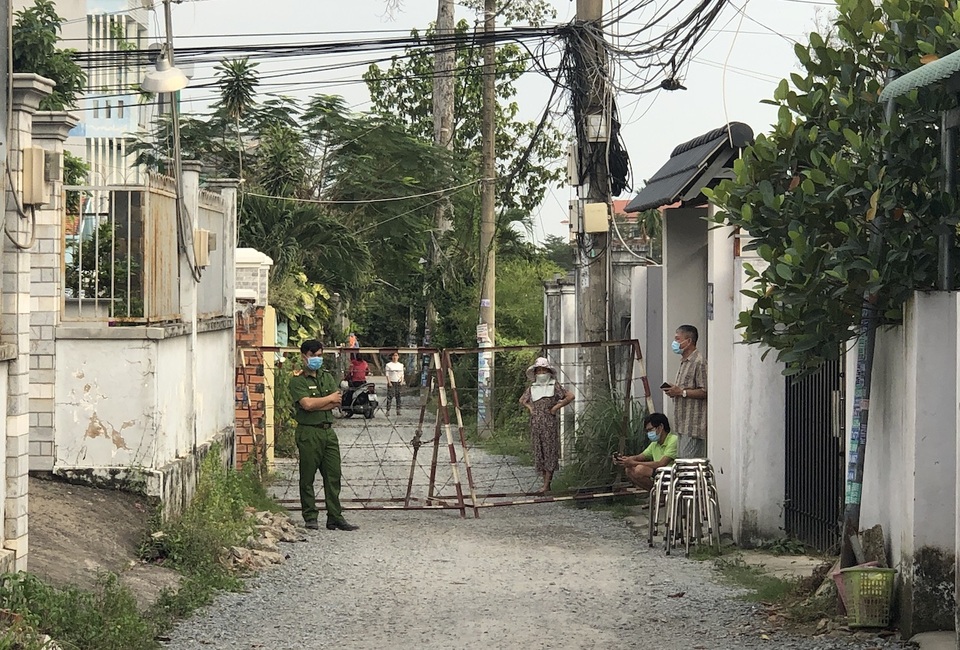 TPHCM: Phong tỏa nơi làm, nơi ở của bệnh nhân Covid-19 về nước chui - 8 TPHCM: Phong tỏa nơi làm, nơi ở của bệnh nhân Covid-19 về nước chui - 8