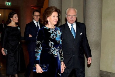 Nhà vua và Hoàng hậu Thụy Điển mắc Covid-19