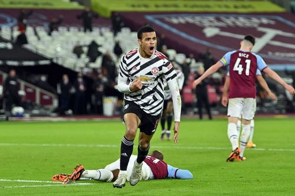 West Ham 1-3 Man Utd: Ba phút may mắn của Quỷ đỏ - 5 West Ham 1-3 Man Utd: Ba phút may mắn của Quỷ đỏ - 5