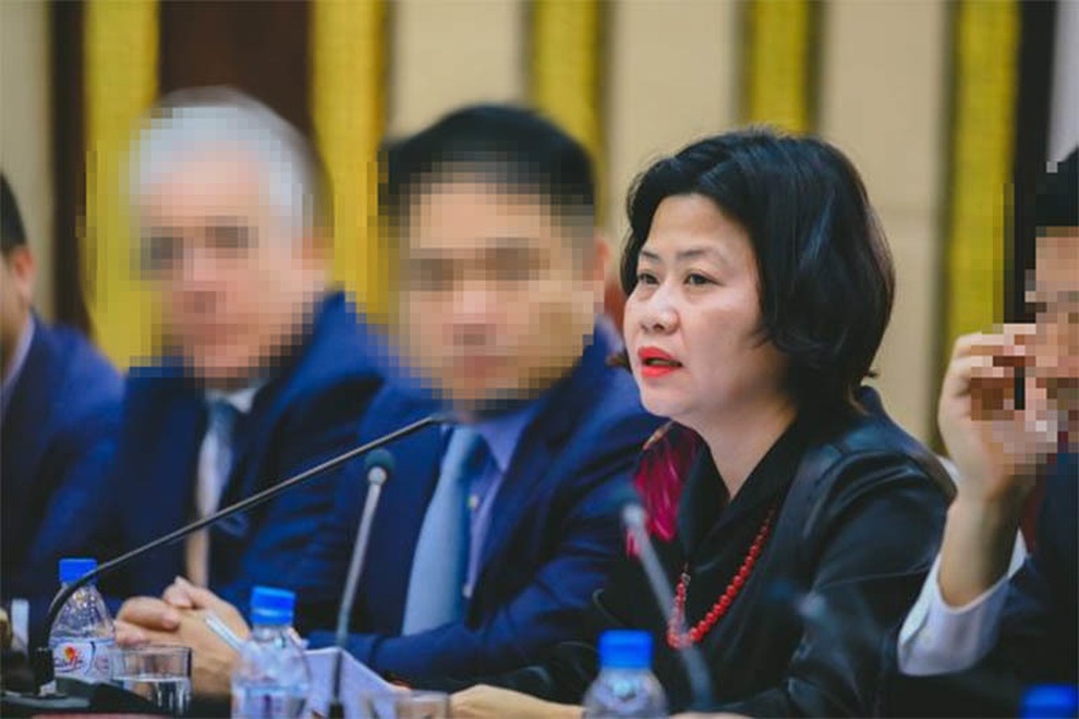 Nhóm nữ đại gia hội ngộ nhà đá vì dính đất vàng trăm tỷ đồng - 4 Nhóm nữ đại gia hội ngộ nhà đá vì dính đất vàng trăm tỷ đồng - 4