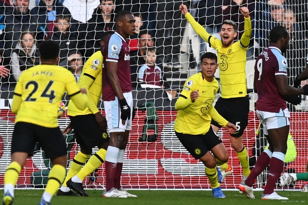 West Ham 3-2 Chelsea: Màn ngược dòng siêu đẳng của Búa tạ - 3 West Ham 3-2 Chelsea: Màn ngược dòng siêu đẳng của Búa tạ - 3