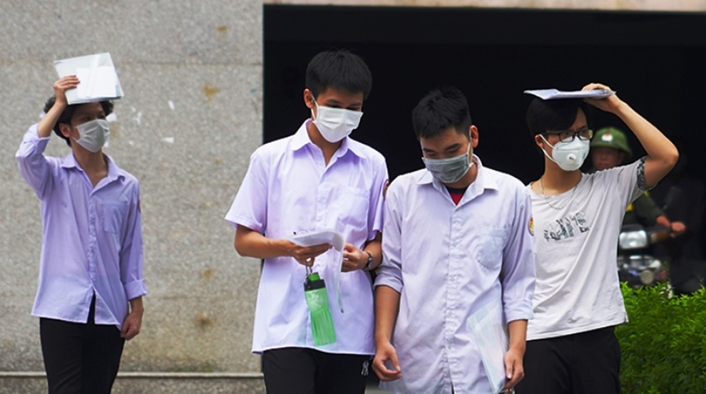 Thí sinh nhận định đề thi tiếng Anh dễ, làm được 90% bài thi - 9 Thí sinh nhận định đề thi tiếng Anh dễ, làm được 90% bài thi - 9