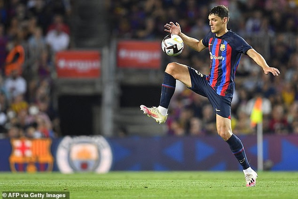 Busquets bị đuổi, Barcelona khởi đầu La Liga thất vọng - 8 Busquets bị đuổi, Barcelona khởi đầu La Liga thất vọng - 8
