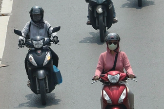 Nắng nóng lan rộng khắp miền Bắc