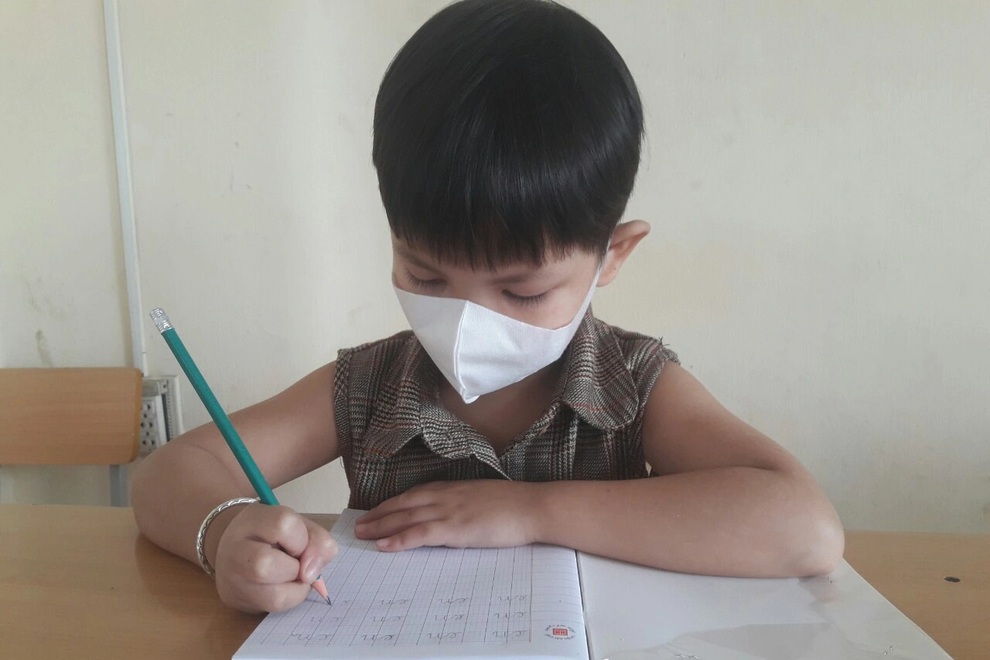 Giọt nước mắt của cô giáo lớp 1 trong khu cách ly - 3 Giọt nước mắt của cô giáo lớp 1 trong khu cách ly - 3